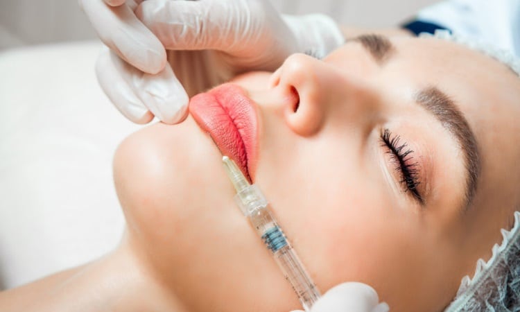 Dermal Fillers vs. Facial Fat Grafting, Which One is Right For Me?
