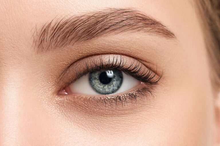 How Does Eyebrow Restoration Work?